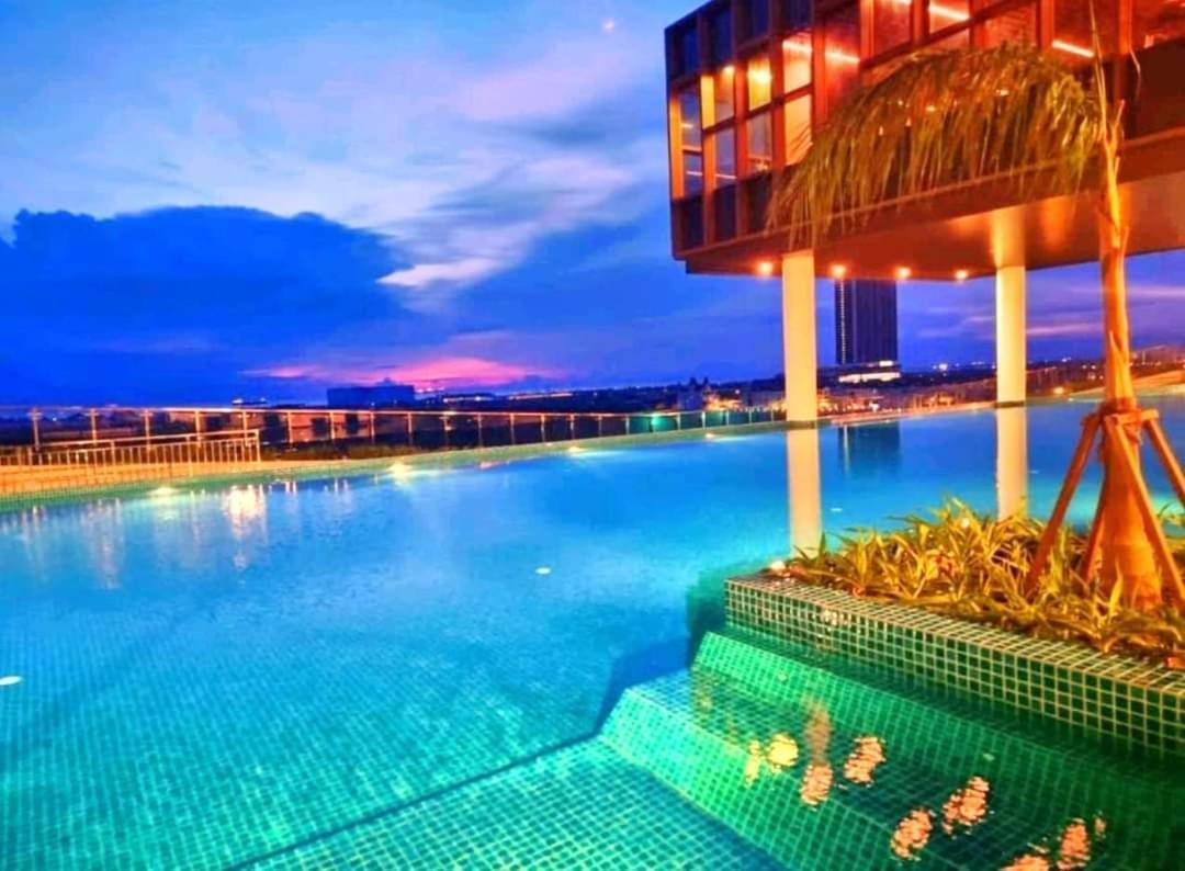 JRv HotelStyle HomeStay Melaka Luaran gambar